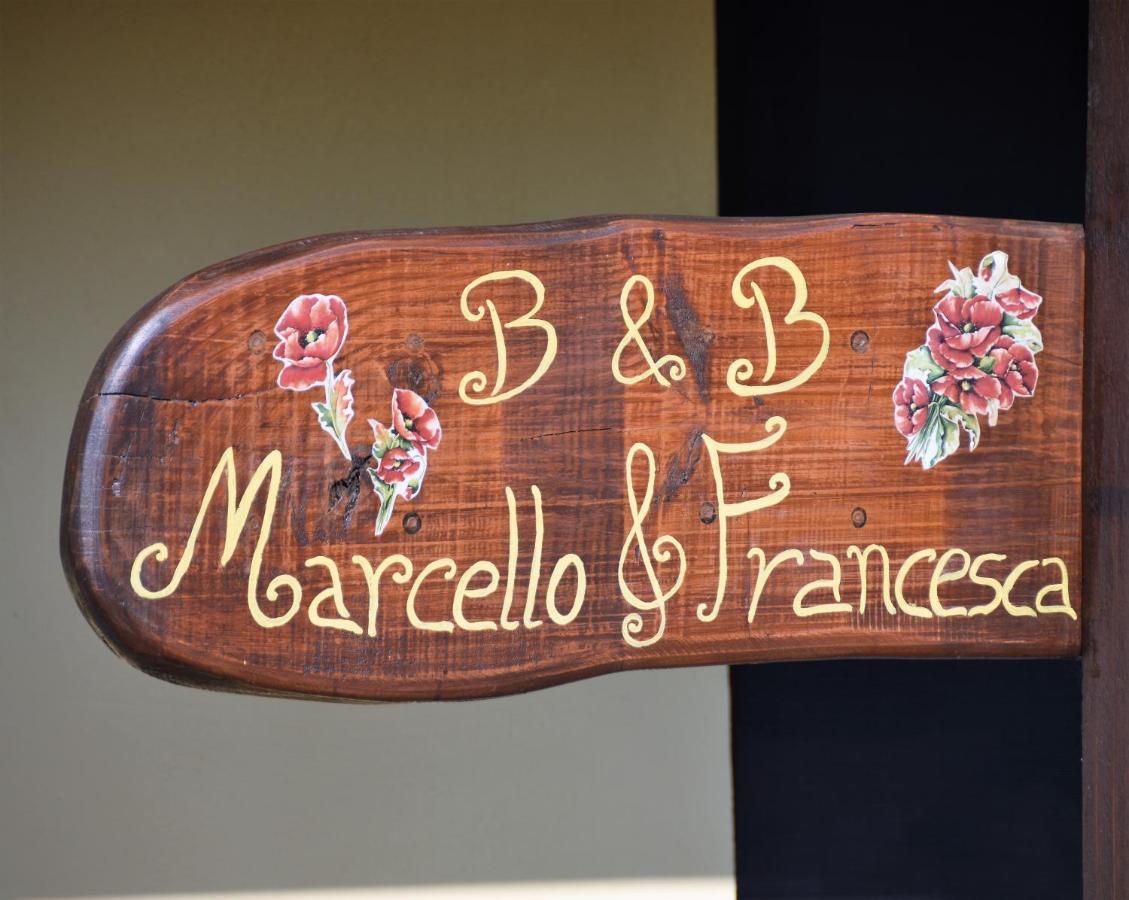 B&B Marcello & Francesca Urbino Eksteriør bilde